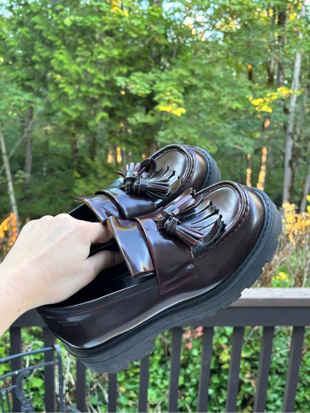 Vagabond Cosmo 2.0 Oxblood Red Patent Leather Chunky Tassel Loafers Fall Size 7
